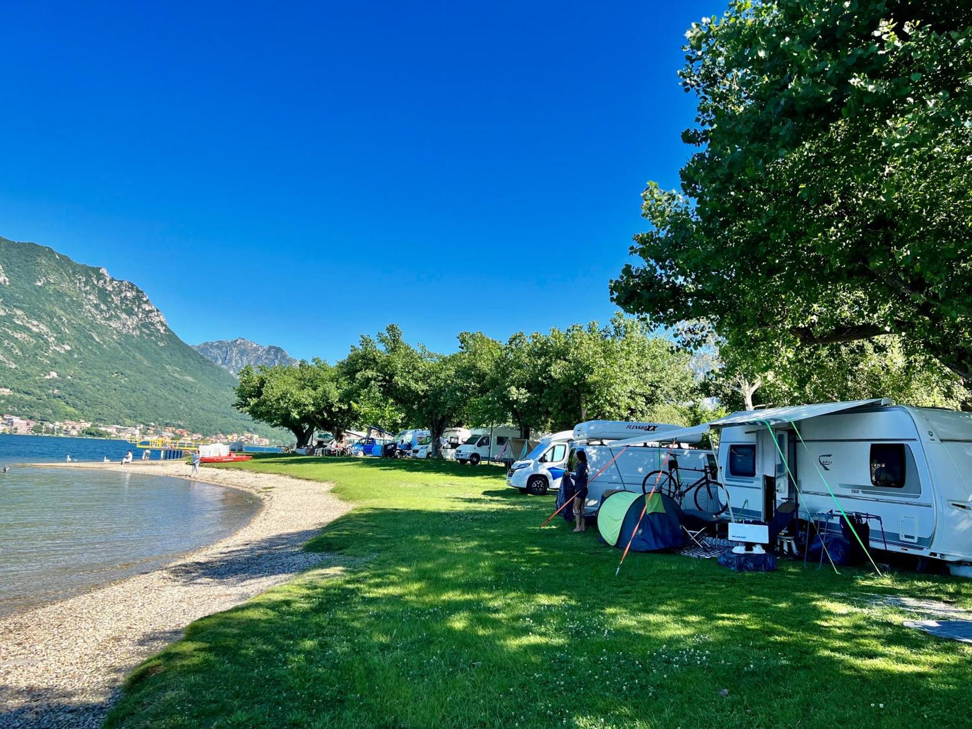Glamping Camping Rivabella Lecco Buitenkant foto